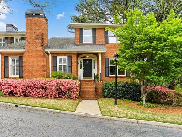 44 Pointe Terrace SE, Atlanta, GA 30339