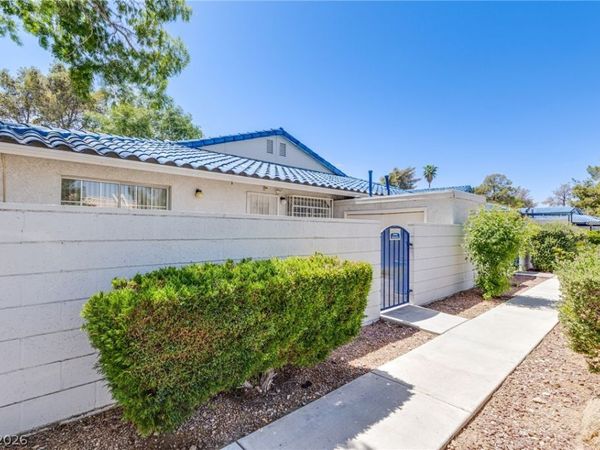 2140 Chertsey Drive, Unit B, Las Vegas, NV 89108