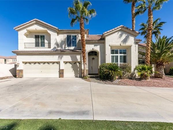 10 Gulf Pines Avenue, Las Vegas, NV 89148