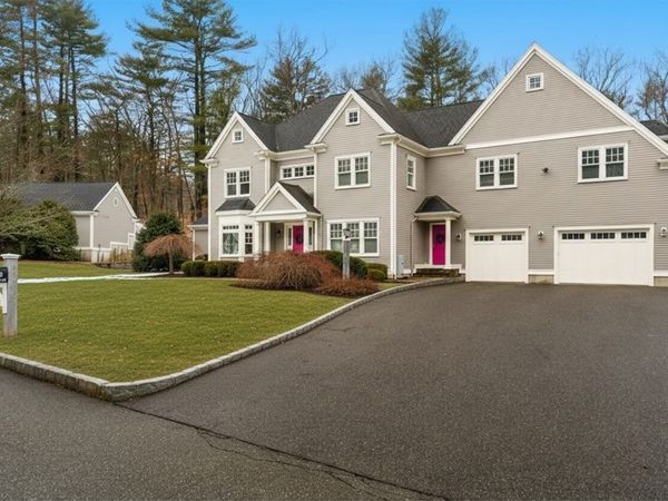 10 Crisileo Way, Canton, MA 02021