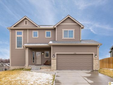 1928 Canyon Street, Bellevue, NE 68123