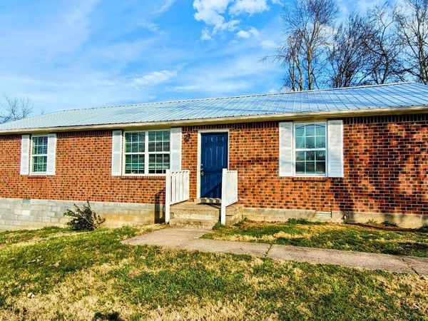 248 Walnut Crest Dr, Gallatin, TN 37066