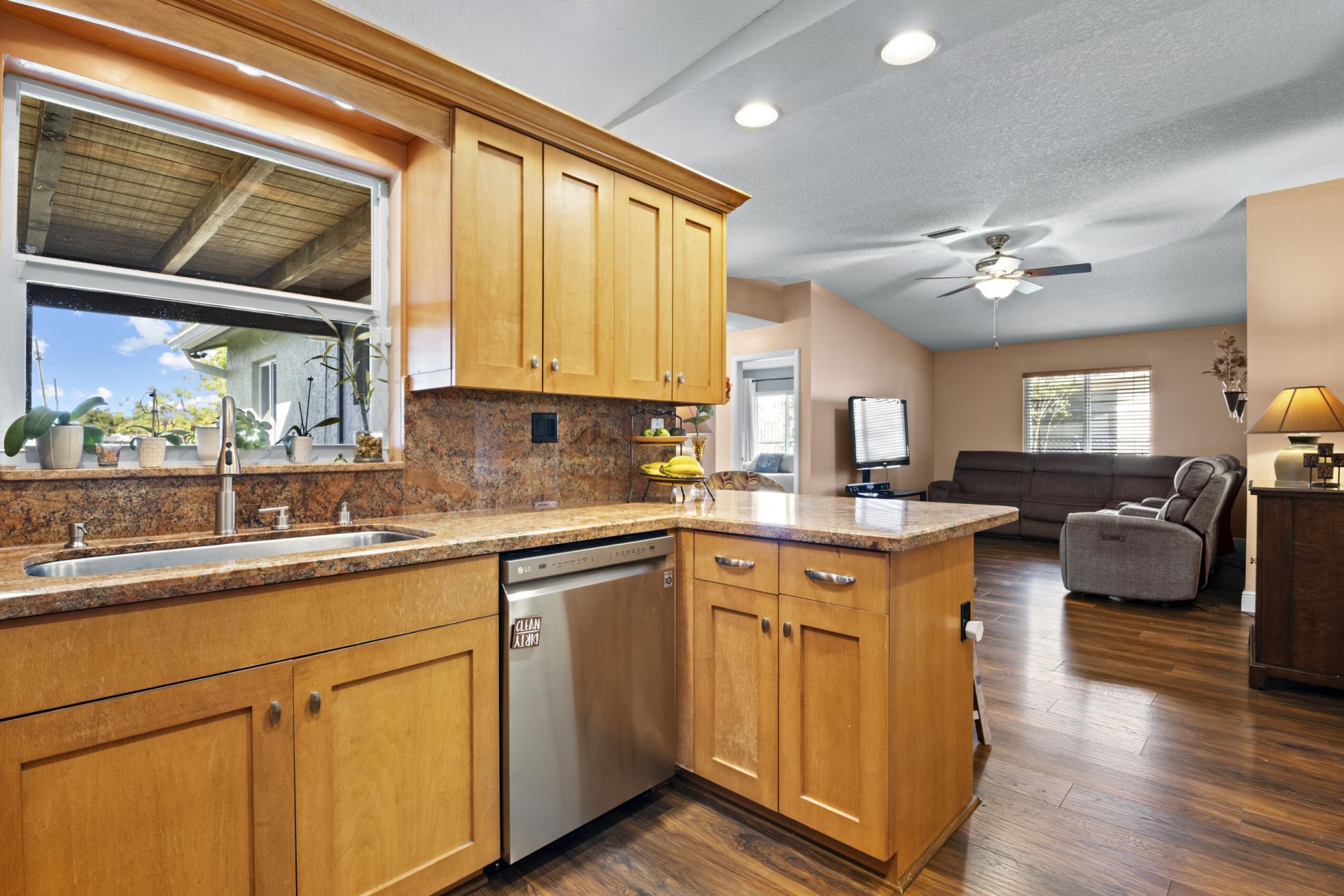 2201 NW 70th Lane, Margate, FL 33063 Photo