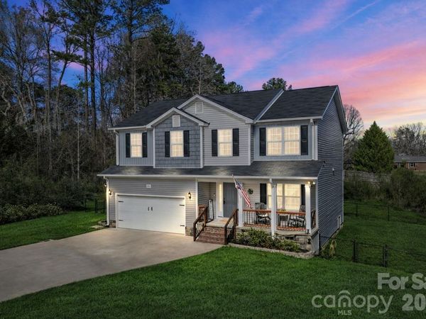 270 Pine Street , Biscoe, NC 27209