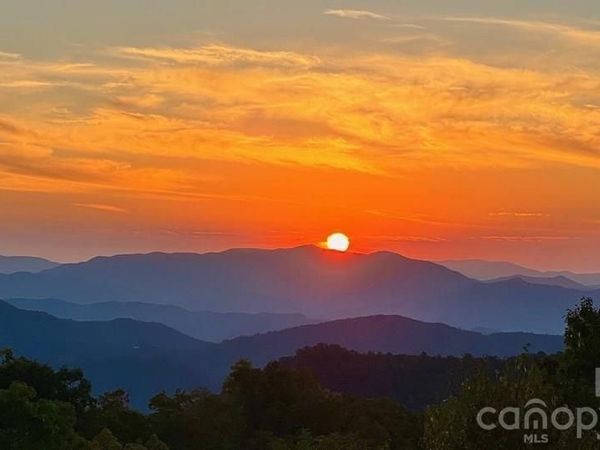 27 Indianola Lane , Bryson City, NC 28713