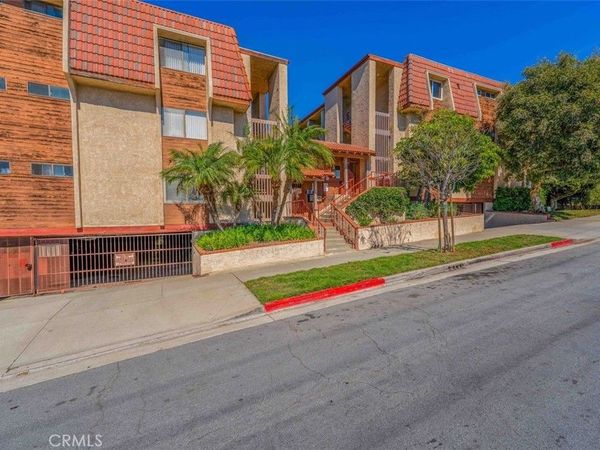 2101 E 21st, Unit 212, Signal Hill, CA 90755