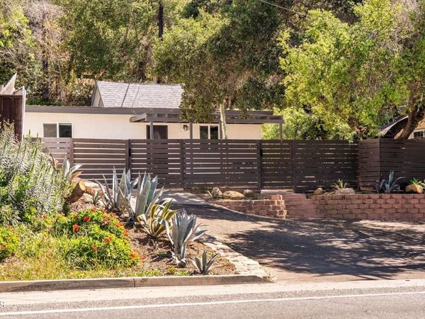 1176 N Ventura Avenue, Oak View, CA 93022