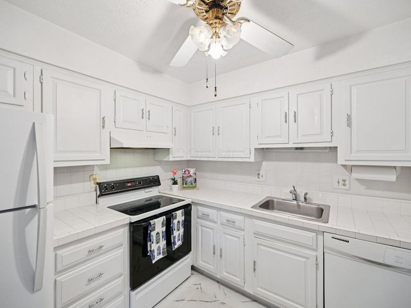 1440 Slade Avenue, Unit 301, Columbus, OH 43235 Photo 10