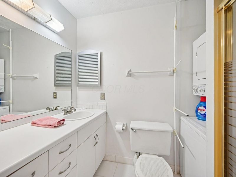 1440 Slade Avenue, Unit 301, Columbus, OH 43235 Photo 20