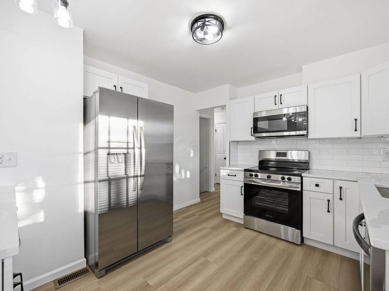 1322 S Weyant Avenue, Columbus, OH 43227 Photo 13