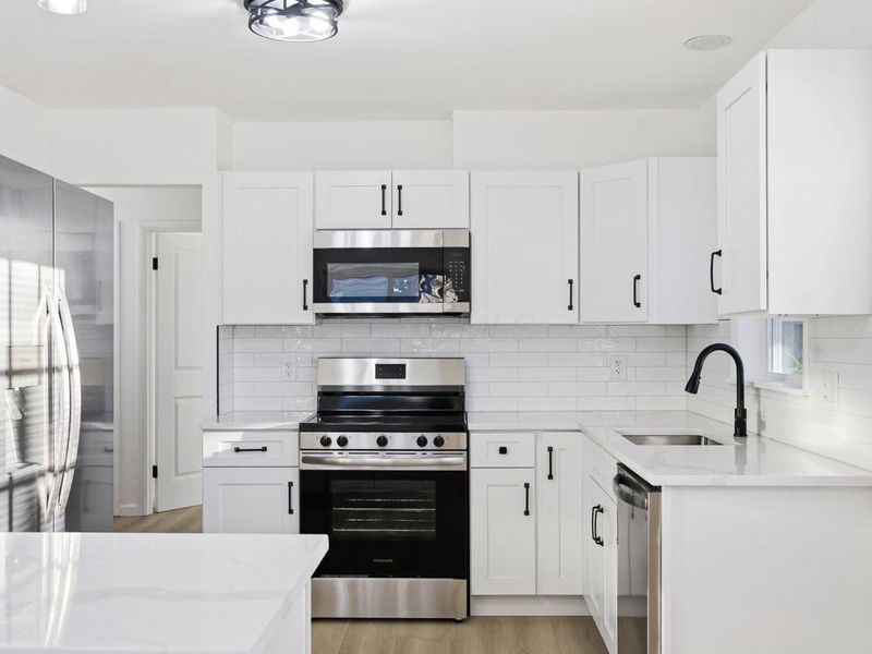 1322 S Weyant Avenue, Columbus, OH 43227 Photo 18