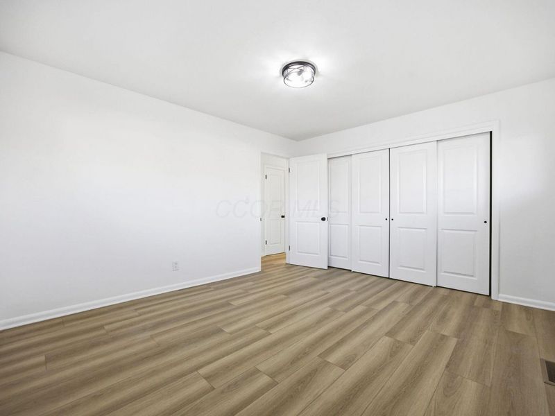 1322 S Weyant Avenue, Columbus, OH 43227 Photo 25