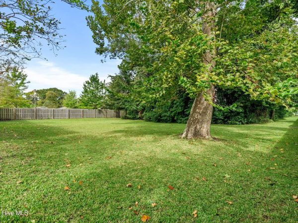 1710 Church Street, Wilmington, NC 28403