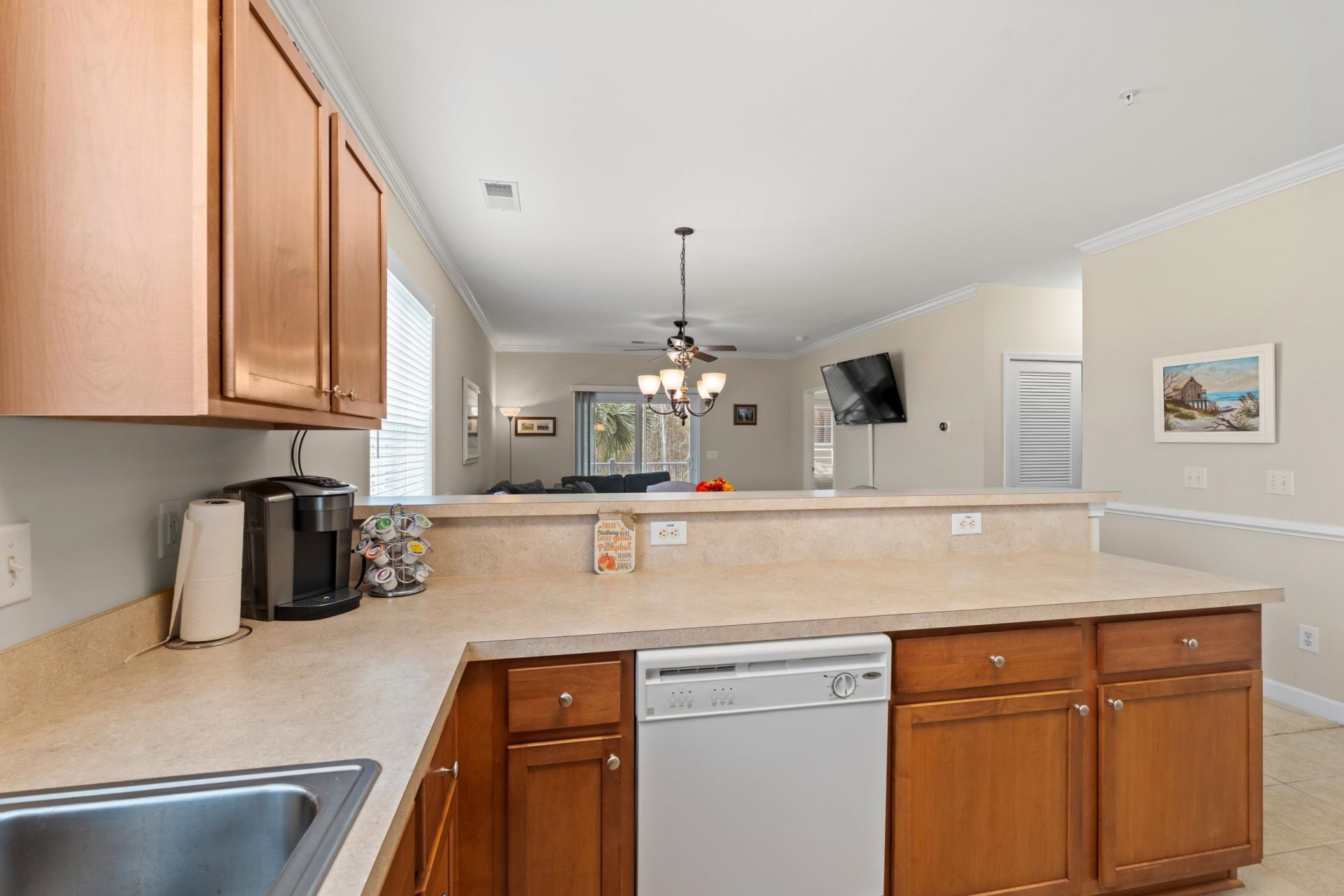 6253 Catalina Dr. Photo 15