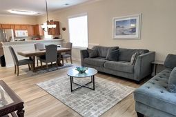 6253 Catalina Dr. photo 4