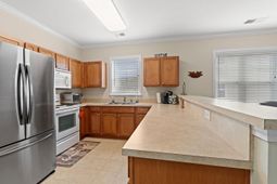 6253 Catalina Dr. photo 4