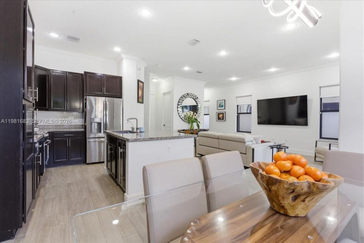 3407 W 99th Pl, Hialeah, FL 33018 Photo