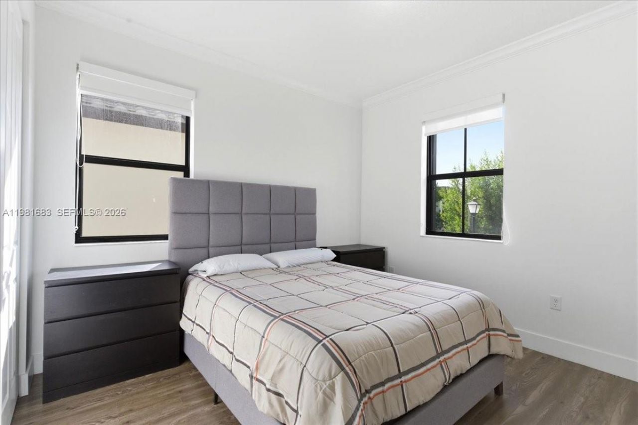 3407 W 99th Pl, Hialeah, FL 33018 Photo