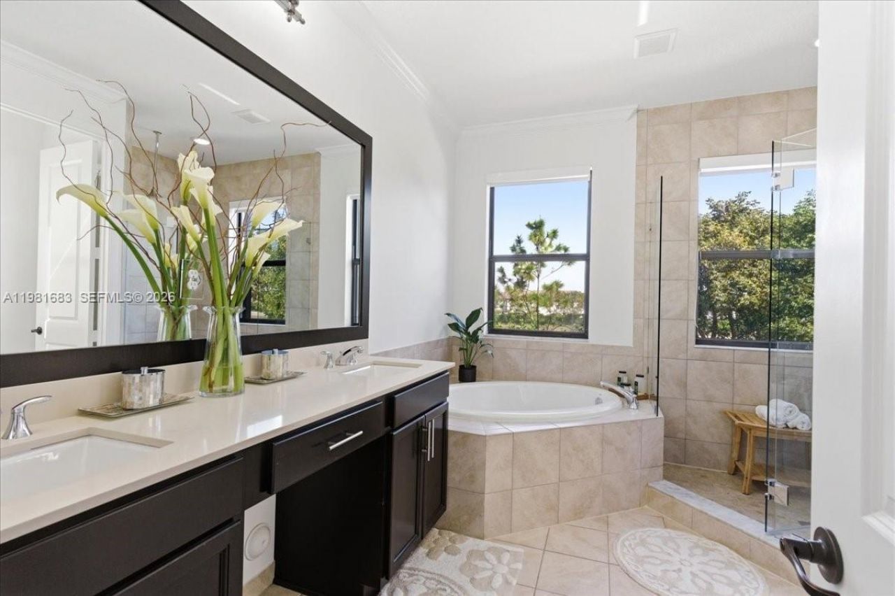 3407 W 99th Pl, Hialeah, FL 33018 Photo