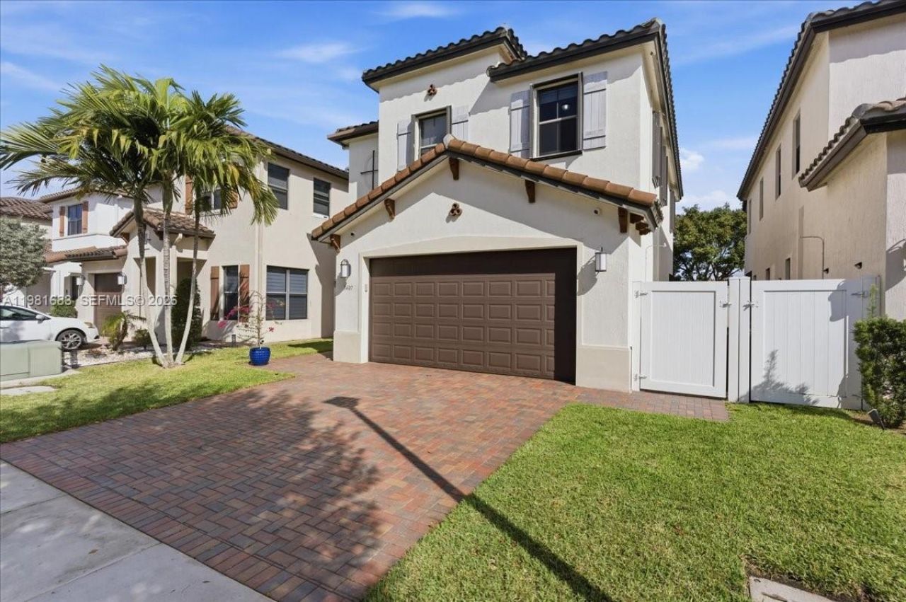 3407 W 99th Pl, Hialeah, FL 33018 Photo