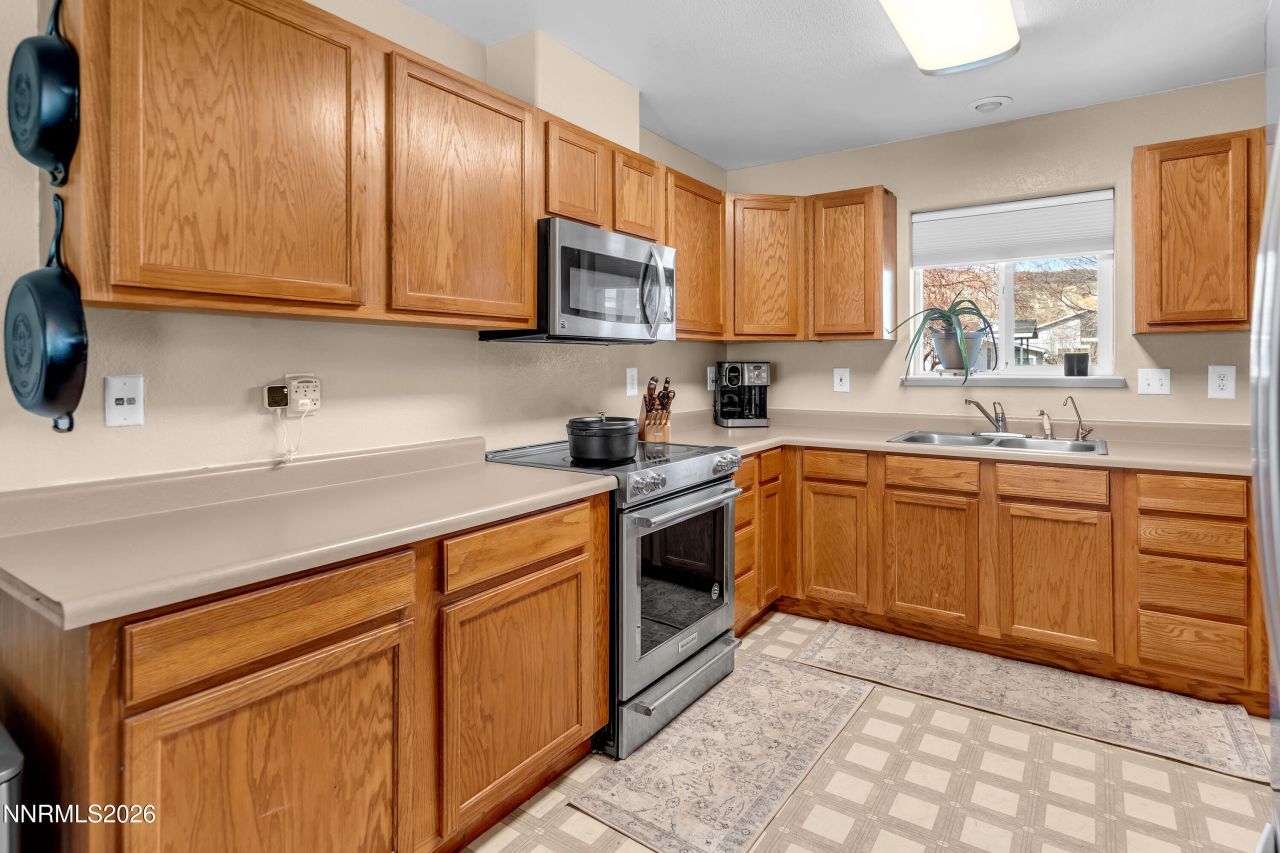 116 Ave De La Bleu De Clair Avenue, Sparks, NV 89434 Photo