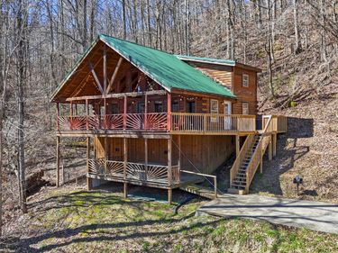 50 Sapphire Drive, Slade, KY 40376