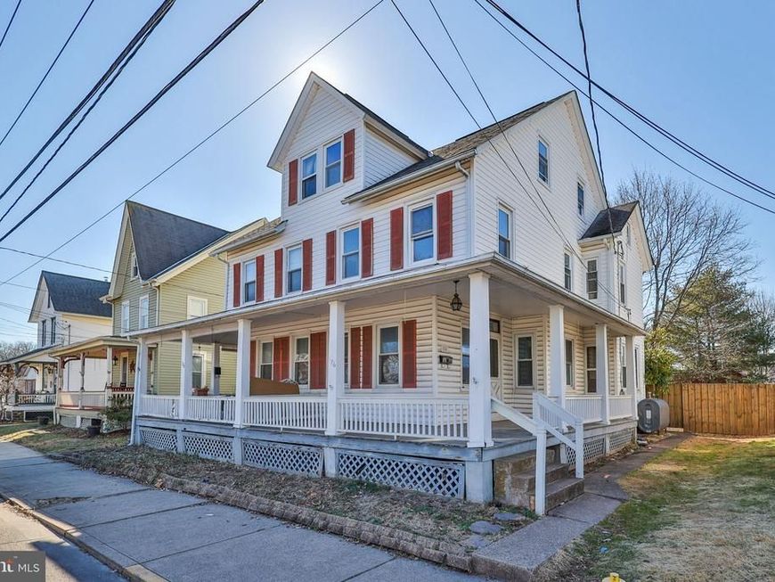 126 S 2nd Street, Quakertown, PA 18951 Main Photo