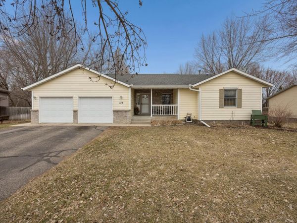 512 Aspen Court W, Rockville, MN 56369
