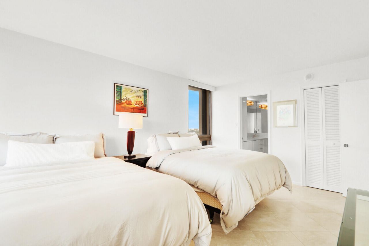 5380 N Ocean Drive, Unit 18a, Singer Island, FL 33404 Photo