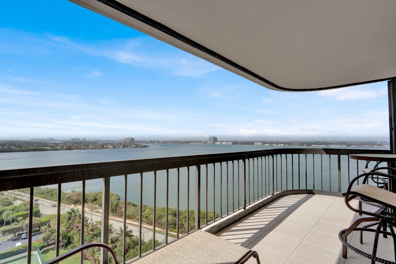 5380 N Ocean Drive, Unit 18a, Singer Island, FL 33404 Photo