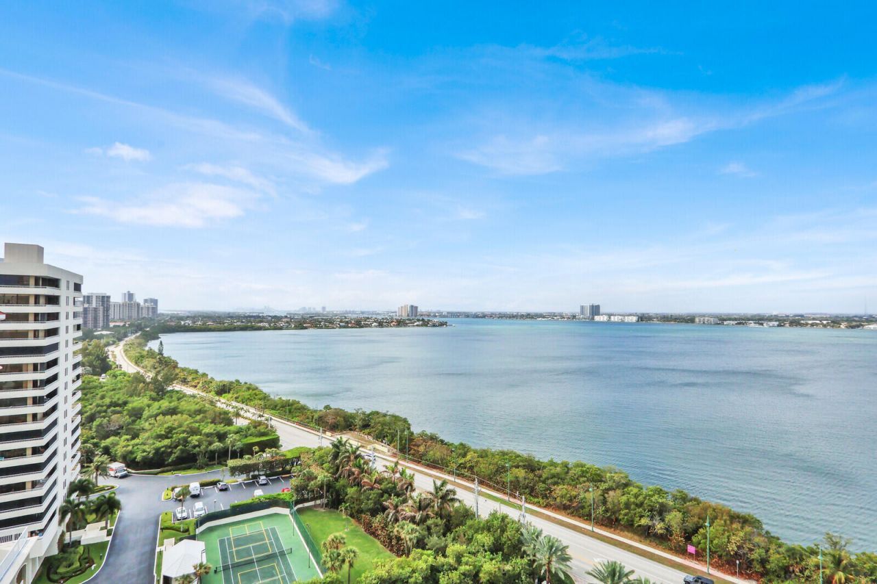5380 N Ocean Drive, Unit 18a, Singer Island, FL 33404 Photo