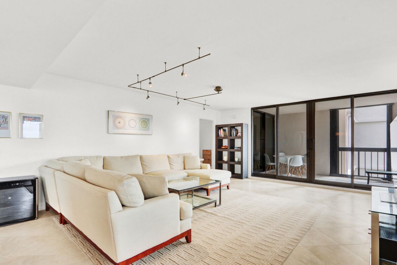 5380 N Ocean Drive, Unit 18a, Singer Island, FL 33404 Photo