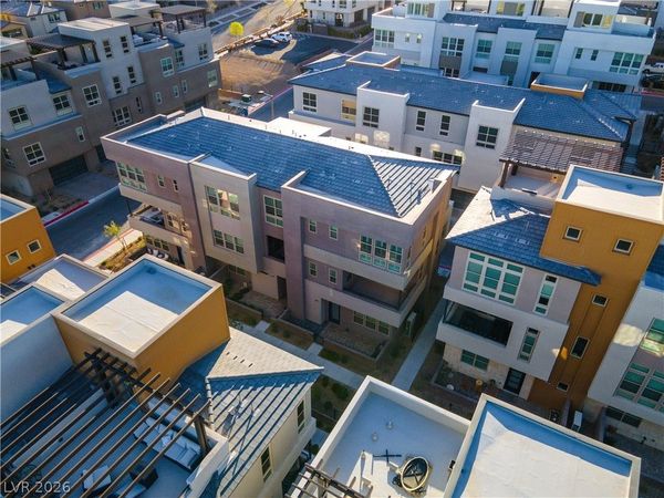 642 Grey Saker Street , Las Vegas, NV 89138