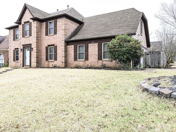 2995 WOODLAND ASH CV, Lakeland, TN 38002