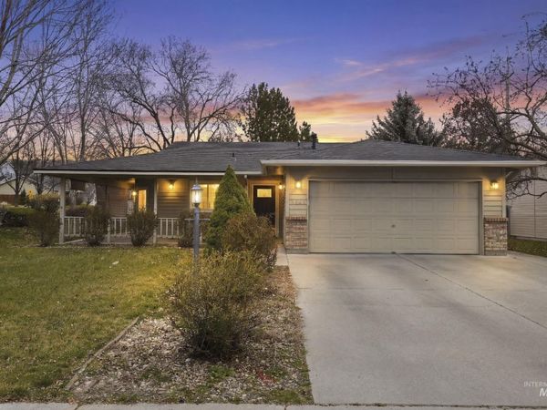 7348 N Crewe Ave, Boise, ID 83714