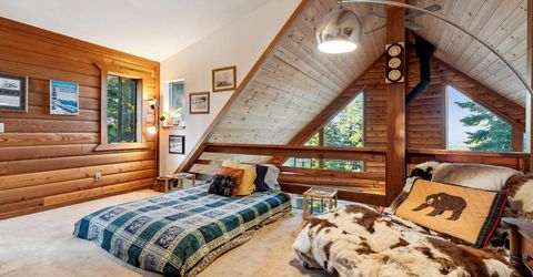 12611 Muhlebach Way, Truckee, CA 96161 Photo