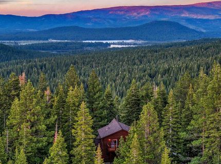 12611 Muhlebach Way, Truckee, CA 96161 Photo