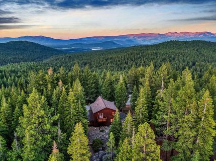 12611 Muhlebach Way, Truckee, CA 96161 Photo