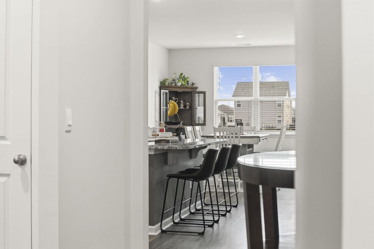 1096 Flintshire Dr.  Photo 12