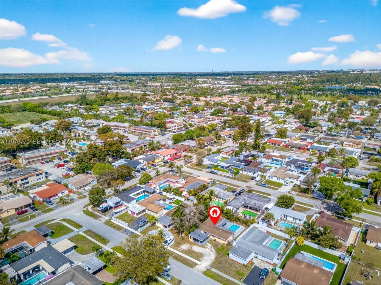 7761 NW 36th St , Davie, FL 33024 Photo