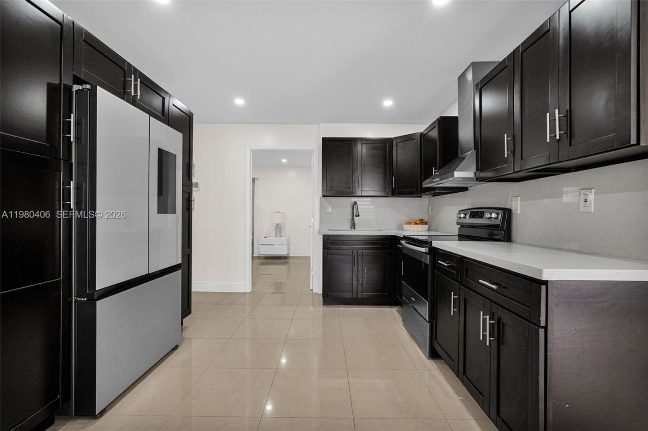 10715 SW 168th Ter , Miami, FL 33157 Photo