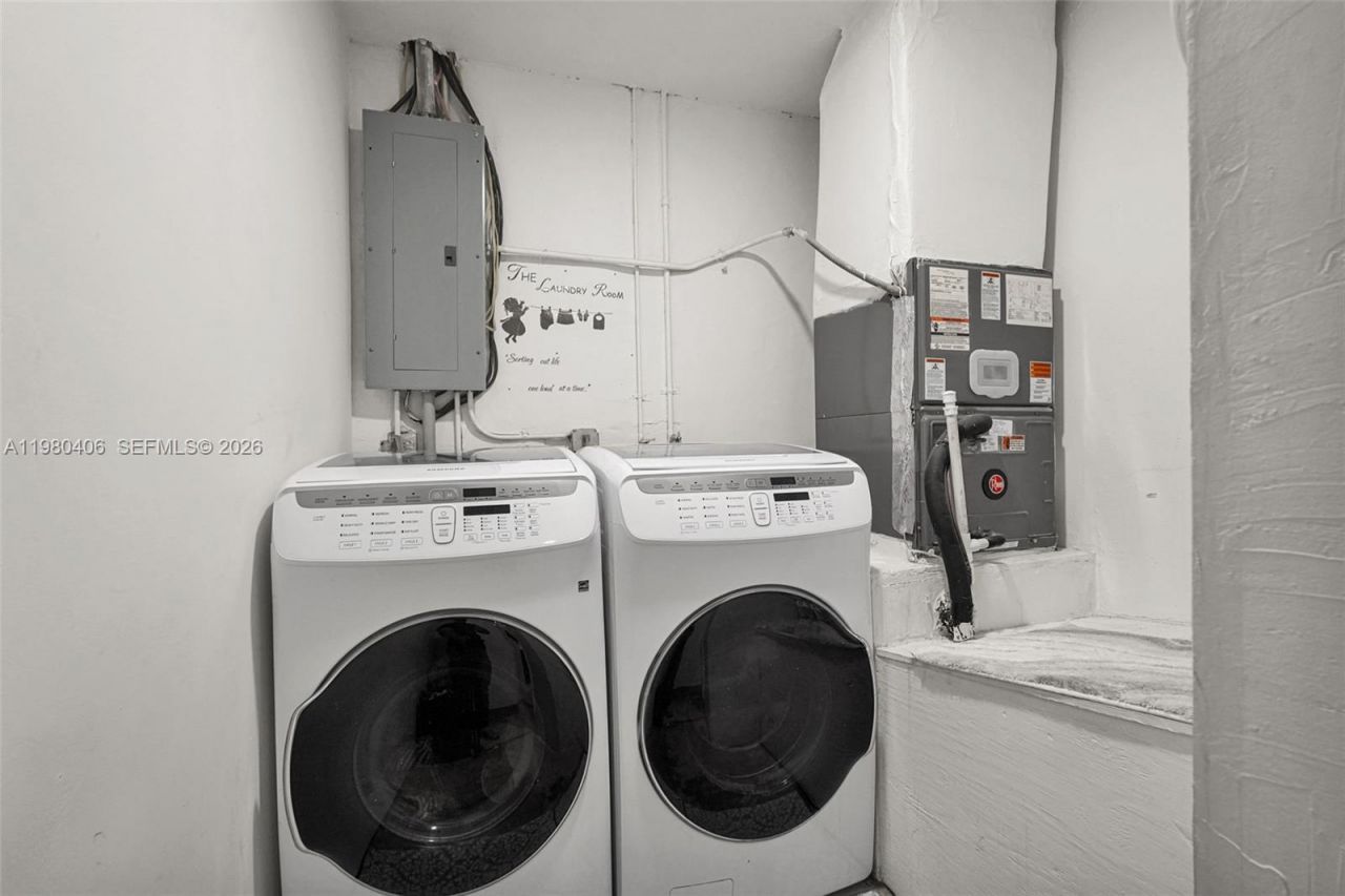 10715 SW 168th Ter , Miami, FL 33157 Photo