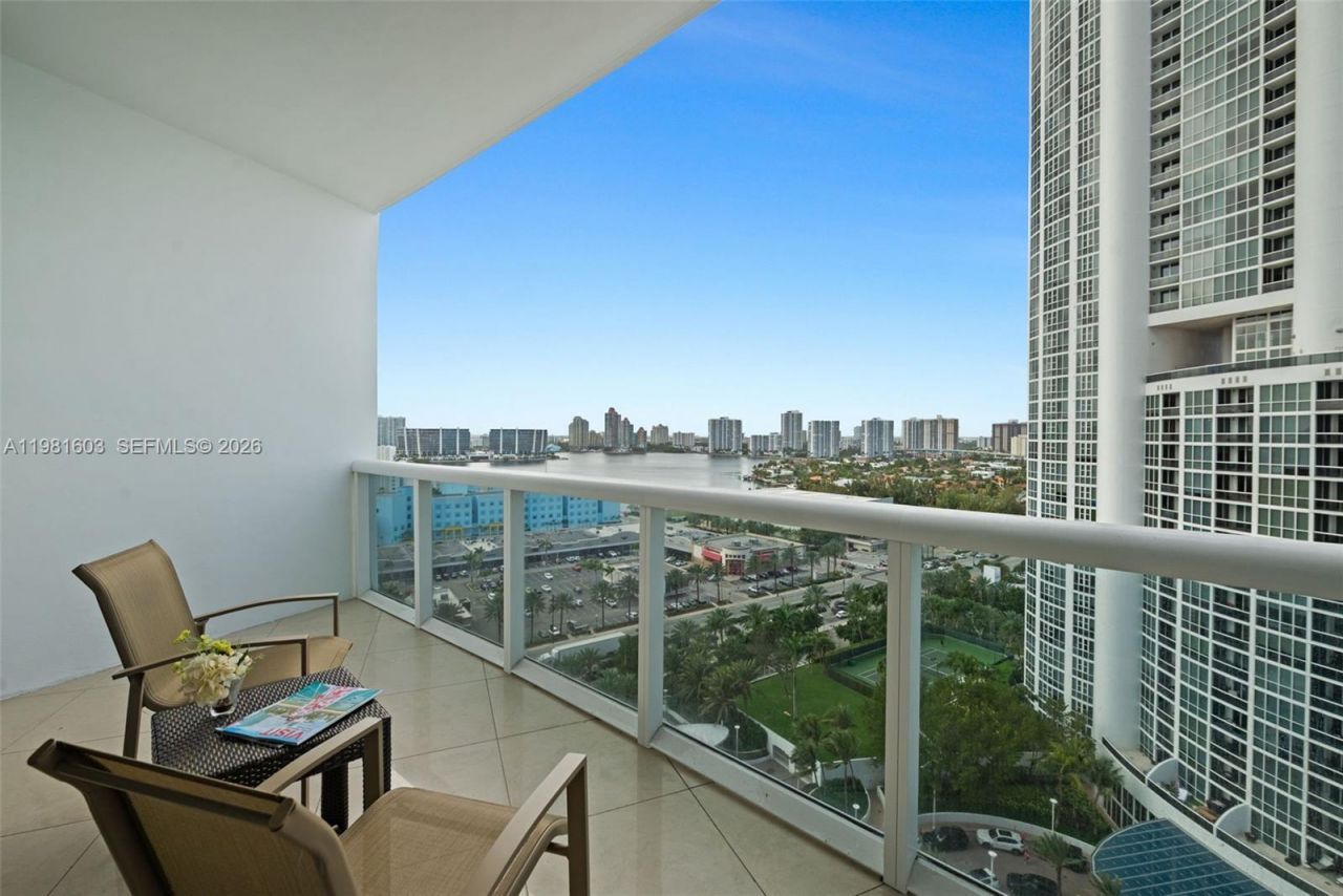 18101 Collins Ave , Unit 1808, Sunny Isles Beach, FL 33160 Photo