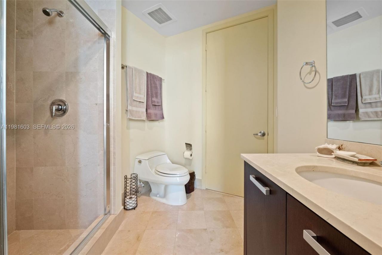 18101 Collins Ave , Unit 1808, Sunny Isles Beach, FL 33160 Photo