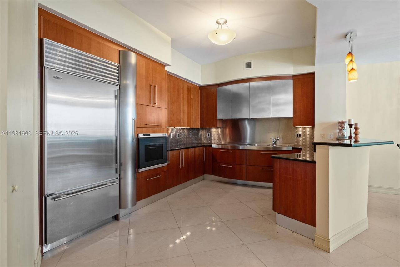 18101 Collins Ave , Unit 1808, Sunny Isles Beach, FL 33160 Photo