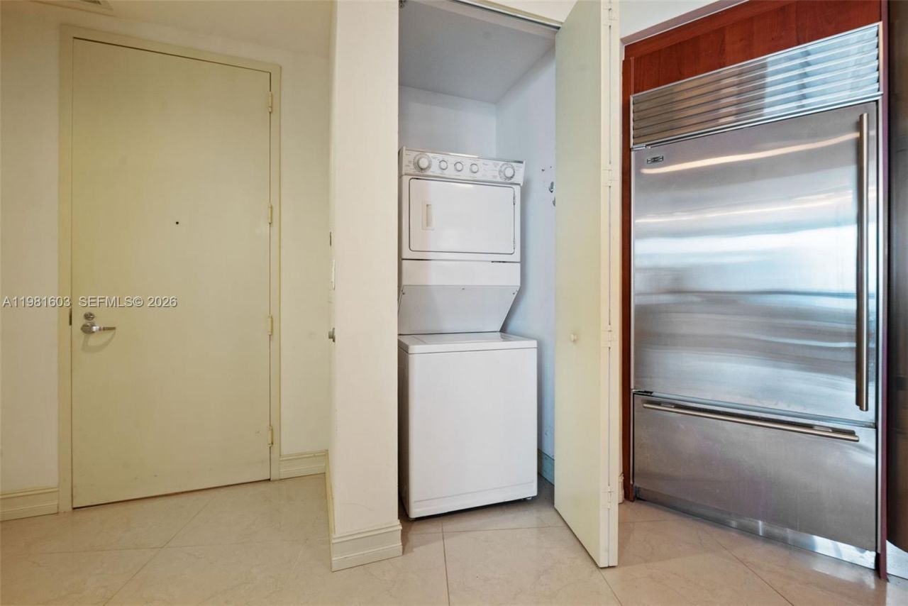 18101 Collins Ave , Unit 1808, Sunny Isles Beach, FL 33160 Photo