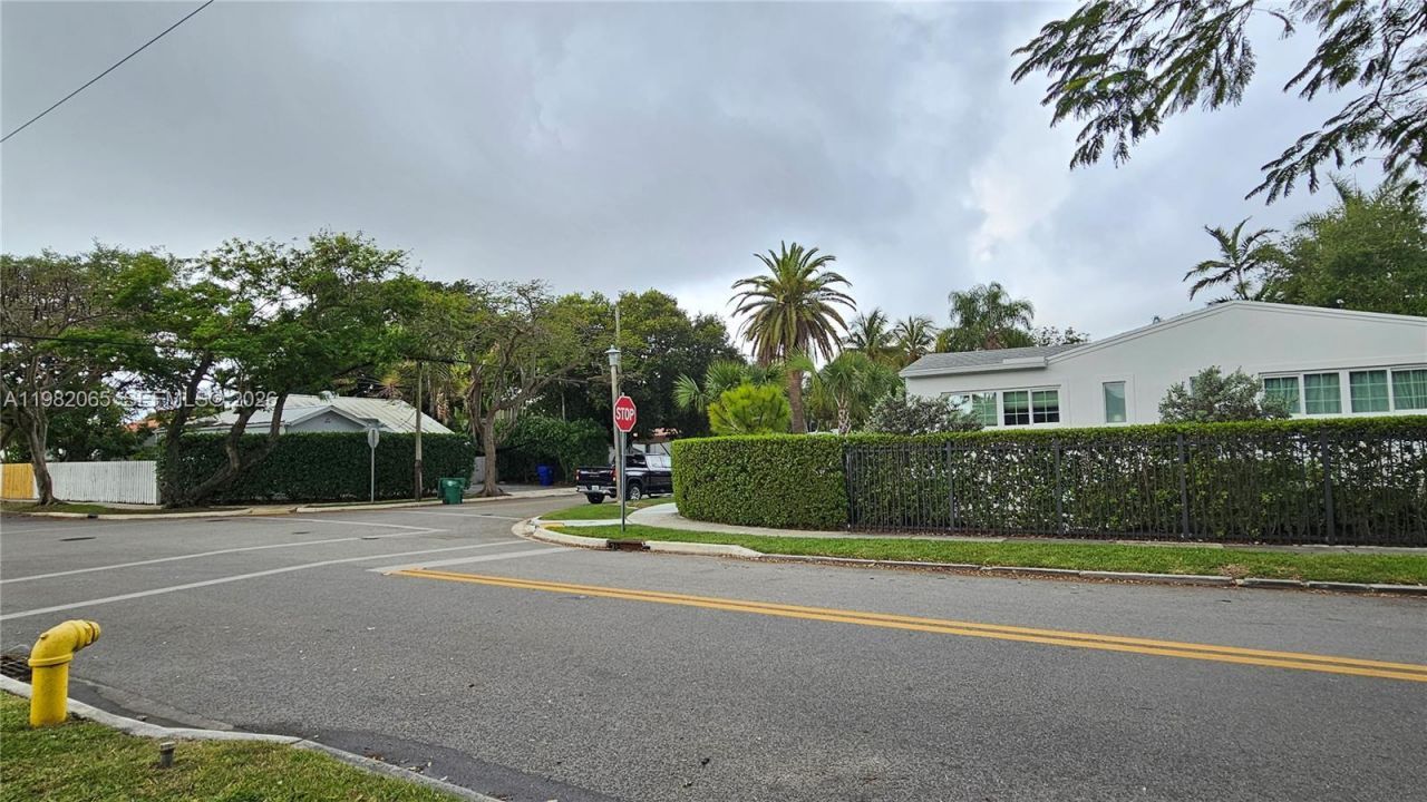 2365 SW 21st Ave, Miami, FL 33145 Photo