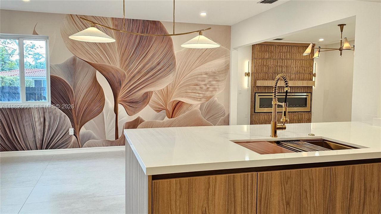 2365 SW 21st Ave , Miami, FL 33145 Photo