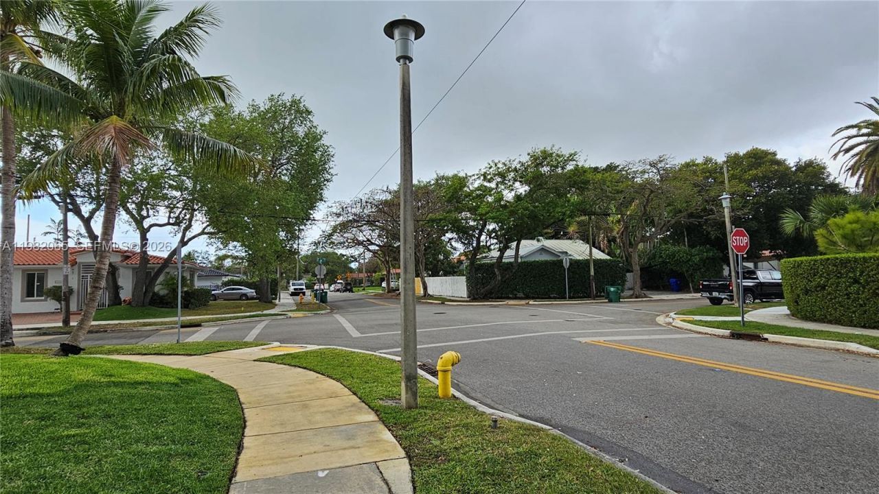 2365 SW 21st Ave, Miami, FL 33145 Photo