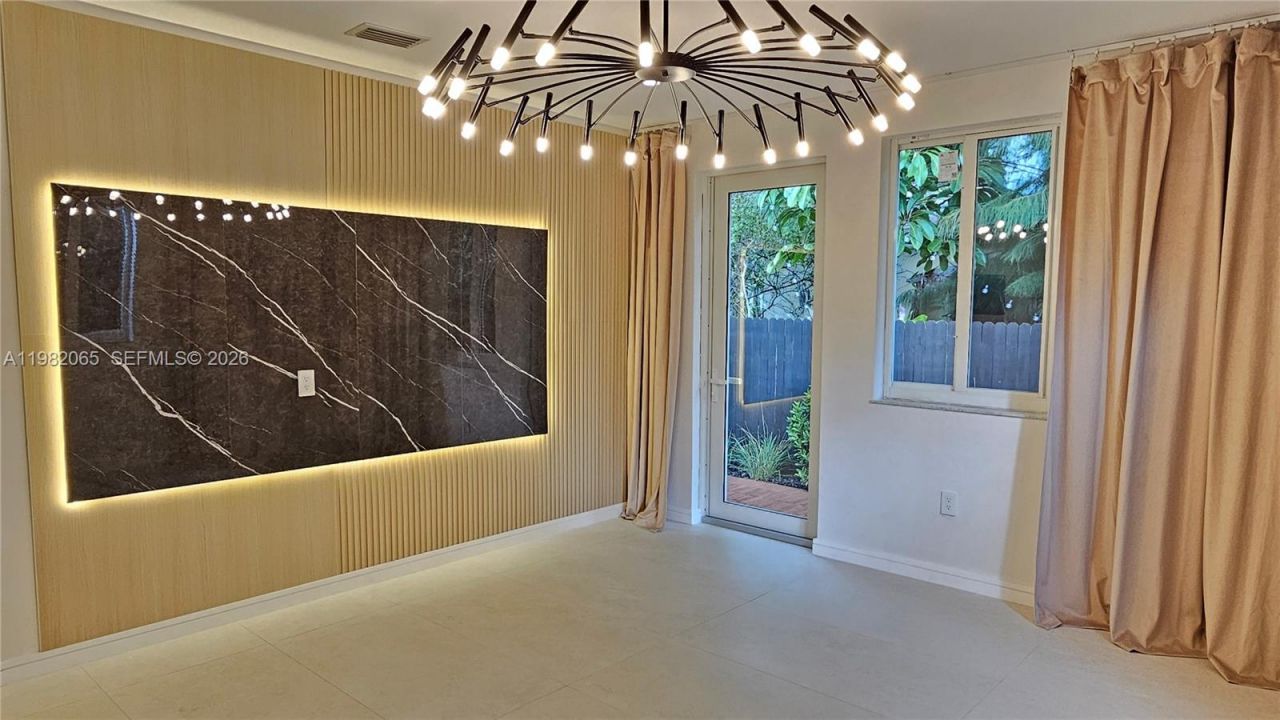 2365 SW 21st Ave , Miami, FL 33145 Photo